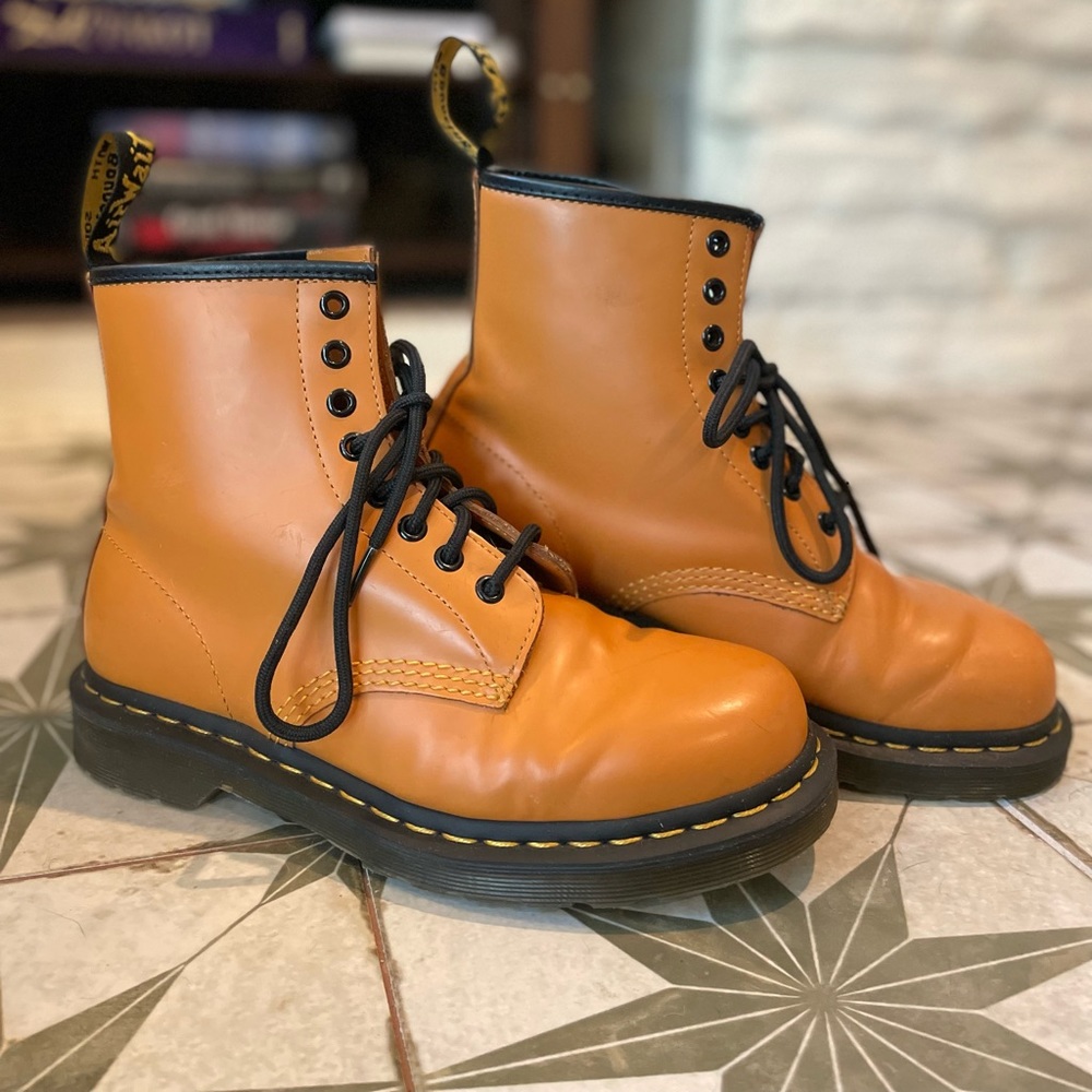 Doc Marten 1460s